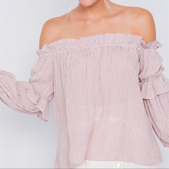 ❤️HP! Off The Shoulder Stripe Blouse - Picture 2 of 5